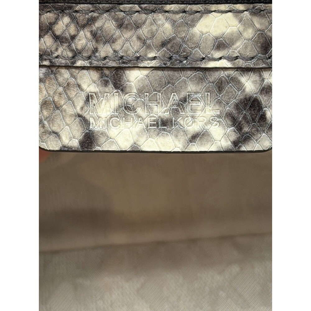 Michael Kors Selma Medium Satchel Python Embossed Leather Brown Chevron Bag - Picture 11 of 12